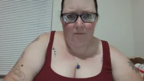 Snapshot of onedaffodil84 chatting on February 14, 2025, 6:02 am Pixie online show from February 14, 2025, 6:02 am