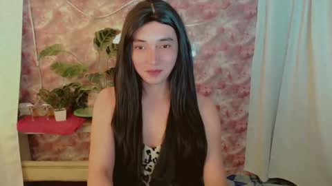 Snapshot of onelesslonelygirl69 chatting on May 21, 2026, 6:37 pm KLIER online show from May 21, 2026, 6:37 pm