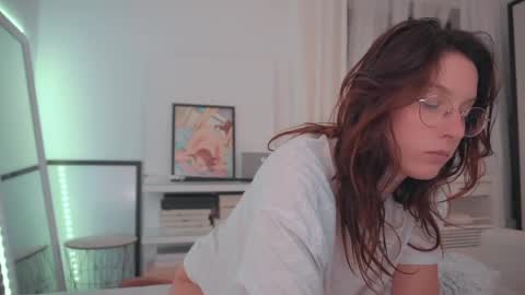 Ariel online show from February 4, 2025, 10:45 pm