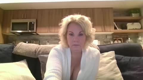 couple mature milf bigboobs curvy mommydaddy online show from January 26, 2025, 4:20 am