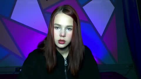 onessandra online show from September 15, 2025, 6:13 am