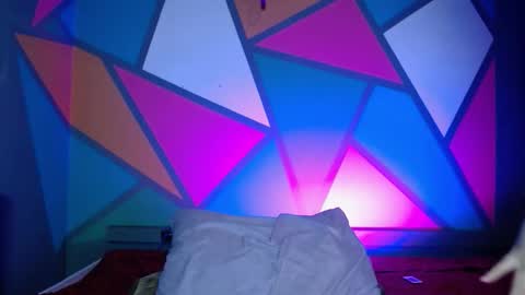 onessandra online show from February 4, 2026, 2:17 am