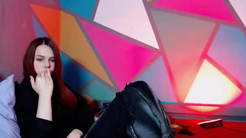 onessandra online show from March 4, 2026, 2:17 am