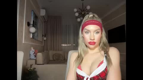 onesweet_baby online show from January 29, 2025, 4:05 am