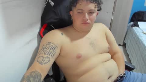 Andres INDEPENDENT MODEL online show from November 15, 2025, 10:48 pm