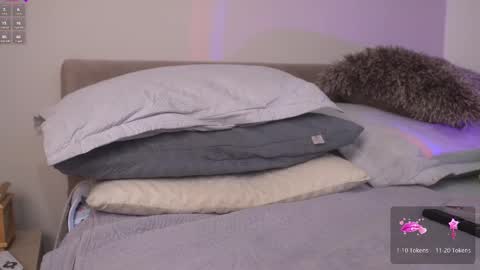  Sttephany  online show from September 13, 2025, 1:05 am