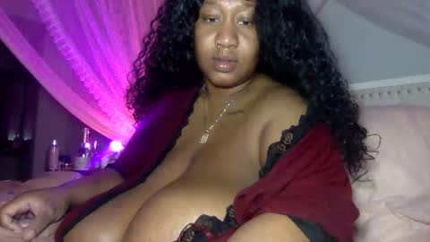 Snapshot of onlineerica chatting on November 11, 2025, 4:12 am onlineerica online show from November 11, 2025, 4:12 am