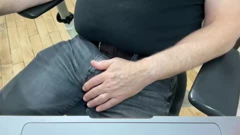 Snapshot of onlocationnyc chatting on February 5, 2026, 11:20 pm onlocationnyc online show from February 5, 2026, 11:20 pm