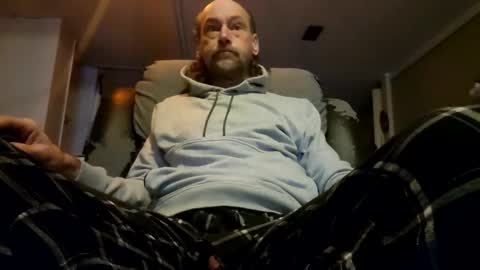 only01love online show from January 12, 2025, 3:25 pm