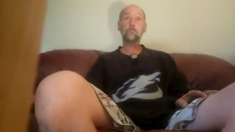 only01love online show from August 1, 2026, 7:35 pm