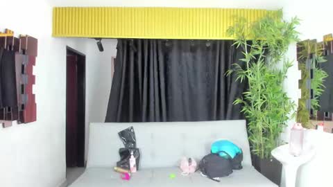 Aitana - Zara - Ariana online show from September 9, 2025, 12:48 pm