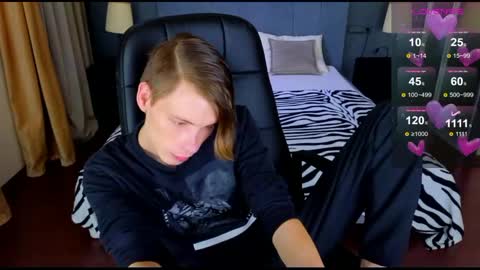 Erick  online show from February 15, 2025, 6:01 pm