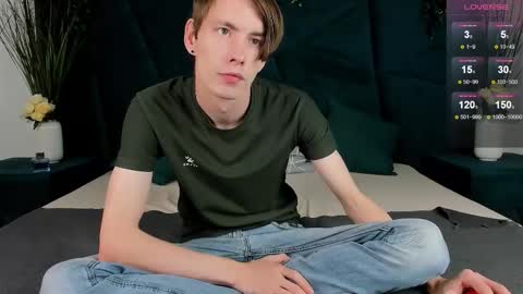 Erick  online show from October 2, 2025, 7:59 am