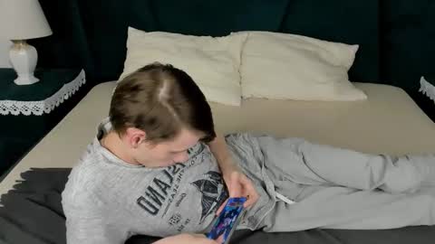 Snapshot of only_eric chatting on January 10, 2026, 7:59 pm Erick online show from January 10, 2026, 7:59 pm