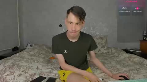 Erick  online show from July 18, 2026, 11:47 am