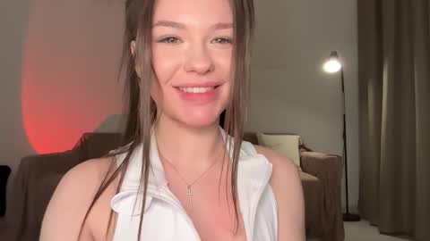 Alice De Milo online show from March 5, 2026, 4:36 pm