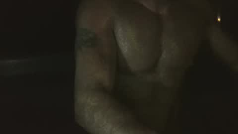 onlylooking4 online show from June 5, 2026, 1:45 am