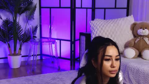 Xandra online show from January 13, 2026, 5:46 am