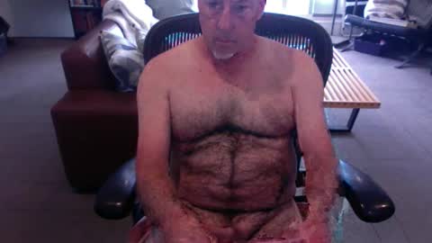 Snapshot of onmike44 chatting on June 1, 2026, 5:47 pm onmike44 online show from June 1, 2026, 5:47 pm