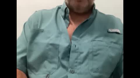 Snapshot of onthedlhere chatting on September 17, 2025, 1:46 pm onthedlhere online show from September 17, 2025, 1:46 pm