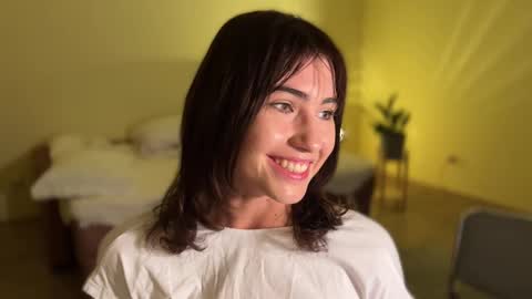 Helen online show from March 12, 2025, 6:33 pm