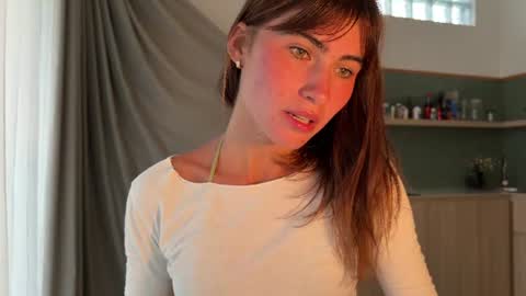 Snapshot of oofbabe__ chatting on July 5, 2026, 10:28 pm Helen online show from July 5, 2026, 10:28 pm