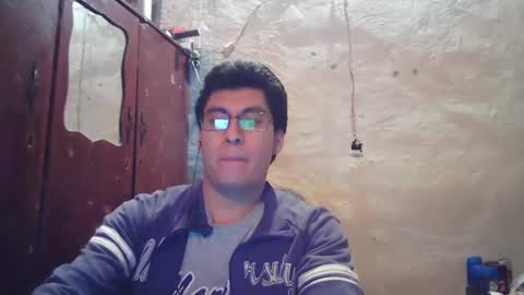 oomaurooo online show from December 23, 2024, 12:35 am
