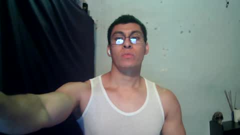 Snapshot of oomaurooo chatting on June 15, 2026, 7:32 am oomaurooo online show from June 15, 2026, 7:32 am