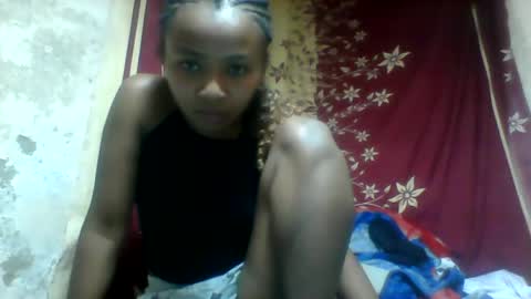 Snapshot of oooozafiette chatting on June 28, 2026, 5:19 pm oooozafiette online show from June 28, 2026, 5:19 pm