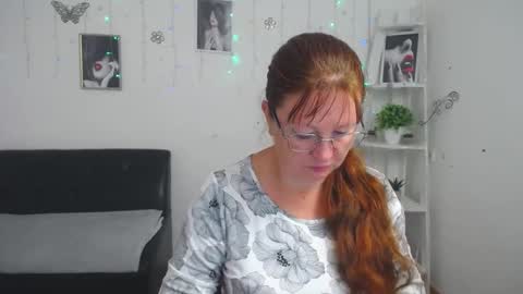 Vanessa online show from September 13, 2025, 5:07 am