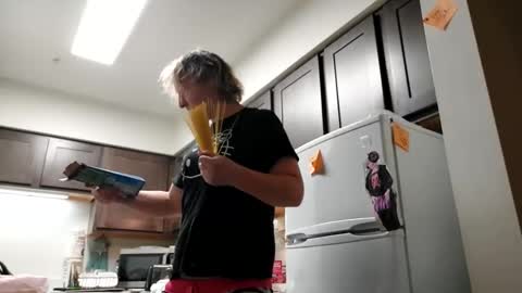 TsJojo online show from December 8, 2024, 9:41 pm