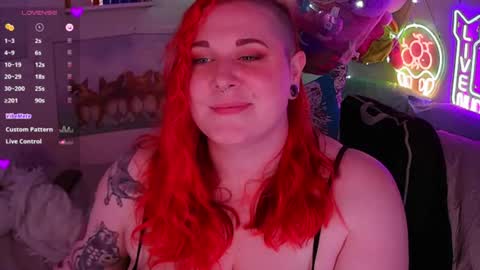Snapshot of opalreigning chatting on July 20, 2026, 10:39 am Opal online show from July 20, 2026, 10:39 am