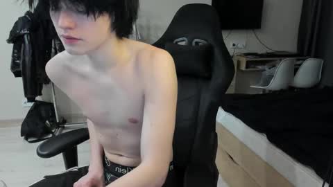 Bella and John online show from February 16, 2026, 11:01 pm