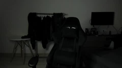 Bella and John online show from April 22, 2026, 5:47 pm