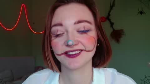 Snapshot of orange___melani chatting on October 29, 2025, 10:50 am Melani online show from October 29, 2025, 10:50 am