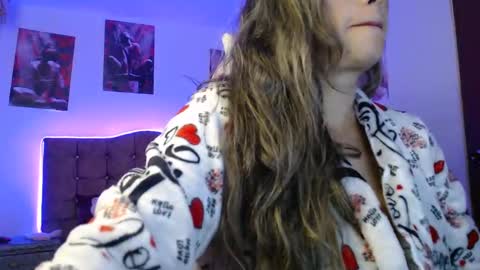 oriana_100 online show from February 28, 2025, 3:26 am