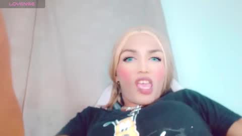 Oriana braom online show from February 26, 2025, 11:04 pm