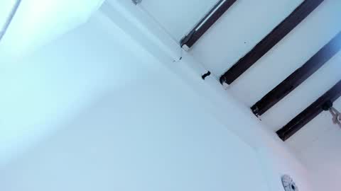 Miss Guzman  online show from February 24, 2025, 12:16 pm