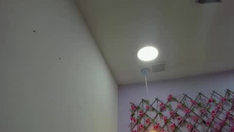 Miss Guzman  online show from March 6, 2025, 12:09 pm