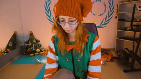 Orianna -  Hi Im into geek culture cosplay crafting LARP games. Shall we play DnD online show from December 26, 2024, 12:16 pm