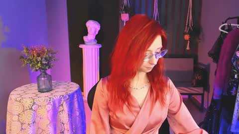 Orianna -  Hi Im into geek culture cosplay crafting LARP games. Shall we play DnD online show from January 13, 2025, 12:13 pm