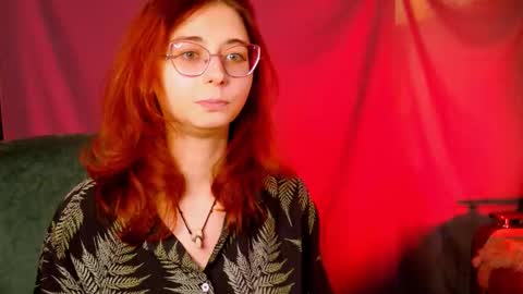 Orianna -  Hi Im into geek culture cosplay crafting LARP games. Shall we play DnD online show from September 18, 2025, 3:25 pm