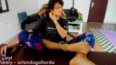 Snapshot of orlando__bloom chatting on January 13, 2025, 7:54 am Fansly and Instagram - online show from January 13, 2025, 7:54 am