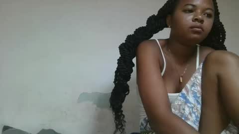 ornellahhh online show from February 1, 2026, 10:52 pm