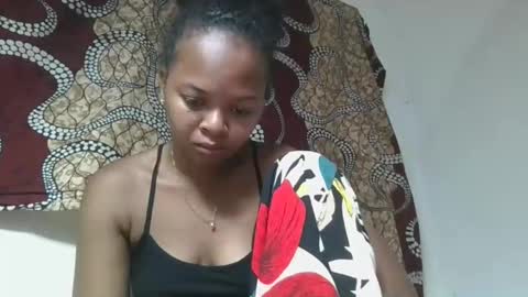 ornellahhh online show from February 13, 2026, 7:37 am