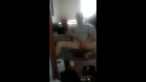 Snapshot of oscar041111 chatting on March 8, 2026, 10:02 pm oscar041111 online show from March 8, 2026, 10:02 pm