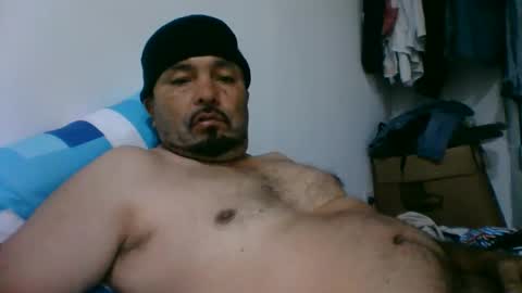 Snapshot of oscarjhe3512 chatting on April 24, 2026, 2:36 am oscarjhe3512 online show from April 24, 2026, 2:36 am
