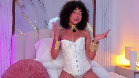 Snapshot of oshun_25 chatting on December 14, 2025, 6:52 am Oshun online show from December 14, 2025, 6:52 am