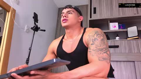 Snapshot of oskar_ford21 chatting on June 17, 2026, 11:49 pm Oskar Ford NEW ACCOUNT online show from June 17, 2026, 11:49 pm