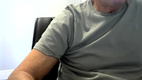 Ossi online show from October 21, 2025, 9:04 pm